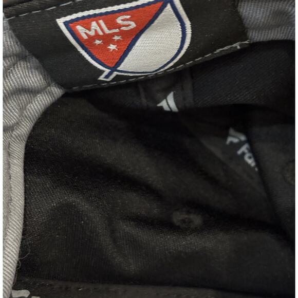 Minnesota United FC Fanatics Hometown Stretch Heather Black NEW W/O TAG/STICKER - Picture 5 of 6